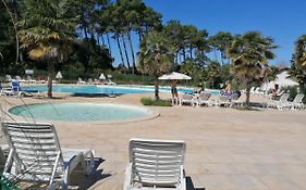 T2 Antigua Ondres plage avec piscine et tennis